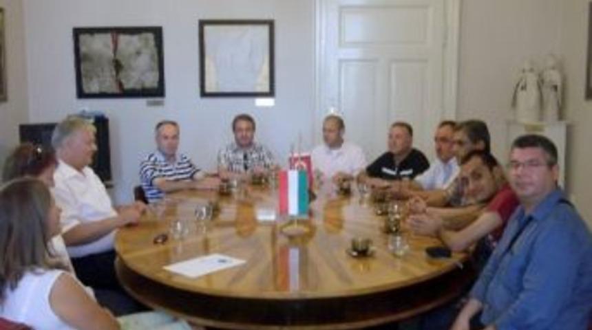 At&ccedil;a&rsquo;dan Kardeş Şehir Mako'ya Ziyaret