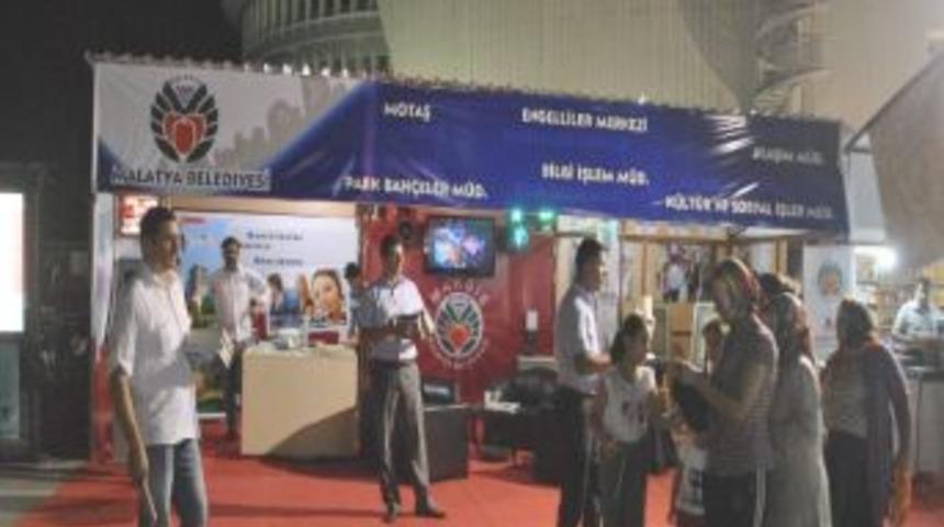 "engelli Değilim, Engellenenim" İsimli Kitap &Uuml;cretsiz Dağıtıldı