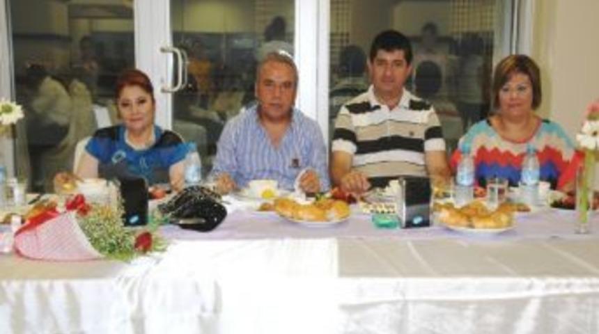 Başkan B&ouml;cek&rsquo;ten İftar Yemeği