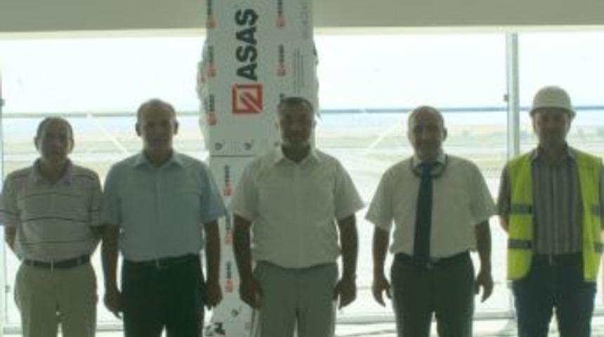K&uuml;tahya Valisi, Zafer B&ouml;lgesel Havaalanı İnşaatı'nda