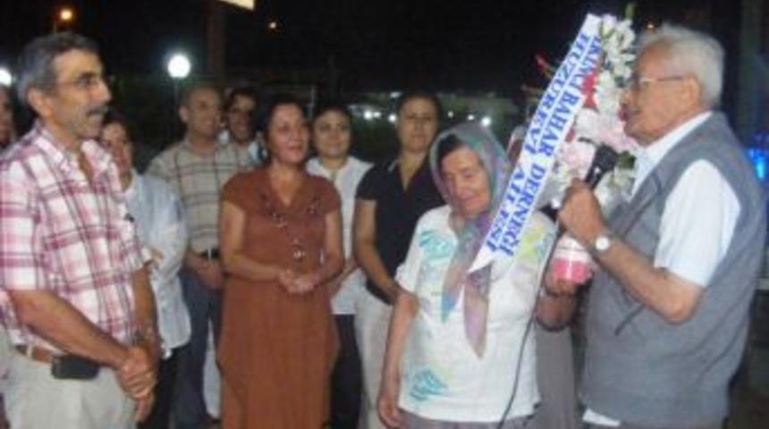 S&ouml;ke Huzurevi Sakinleri Yalnız Ailesine Konuk Oldu