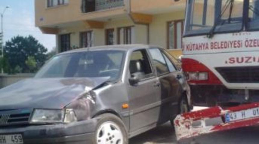 S&uuml;rekli Kazaların Meydana Geldiği Ceylan Sokak'ta Uyarıcı Trafik Levhası Yok
