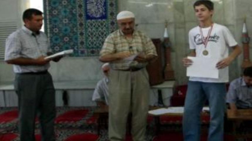 Pazaryeri&rsquo;nde İlahi Yarışması