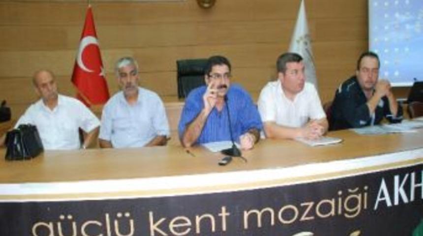 Yeni Hal Yasası Seminerine Akhisarlı Pazarcı Esnafı İlgi G&ouml;sterdi