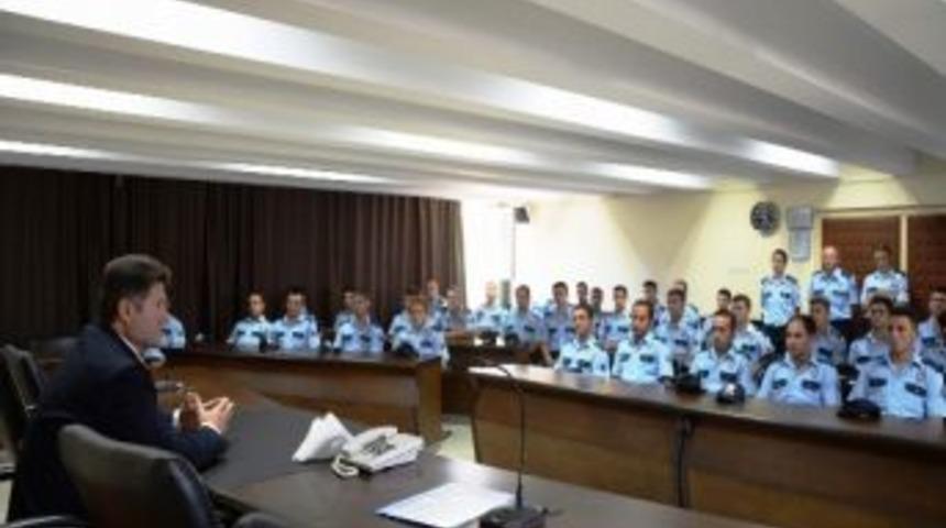 Manisa'da Stajyer Polisler G&ouml;reve Başladı