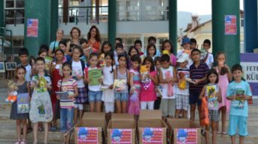 İstanbul'da Tedavi G&ouml;ren &Ccedil;ocuklar Fethiye'den Gelen Oyuncaklarla Oynayacak