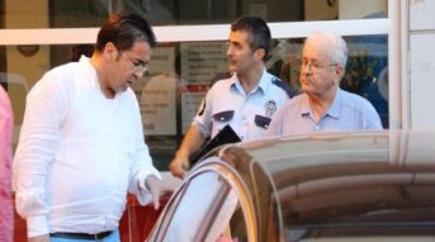 Hastane Genel M&uuml;d&uuml;r&uuml;n&uuml; Tabanca İle Vurmak İstedi