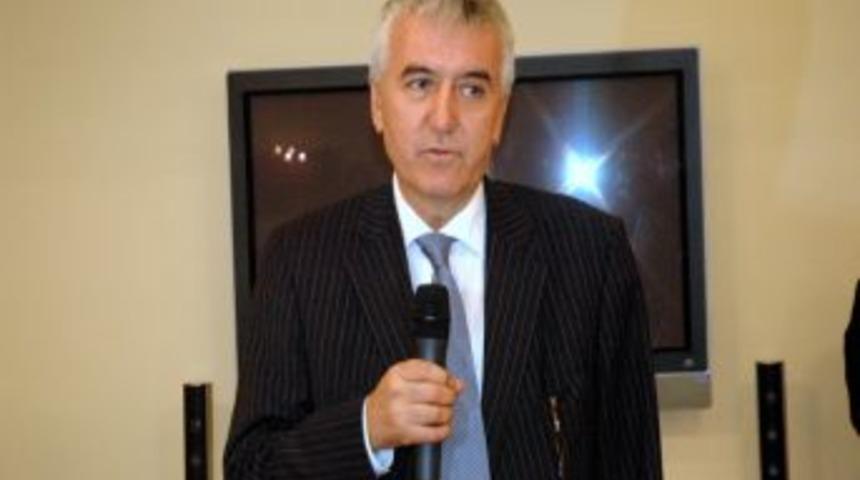 &Ouml;zhan: Ortadoğu&rsquo;daki Olaylar Demir &Ccedil;elik Sekt&ouml;r&uuml;n&uuml; Olumsuz Etkiledi