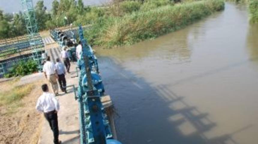 Buharkent&rsquo;te 6 Bin D&ouml;n&uuml;m Verimli Arazi&rsquo;de Tarım Yapılamaz Oldu