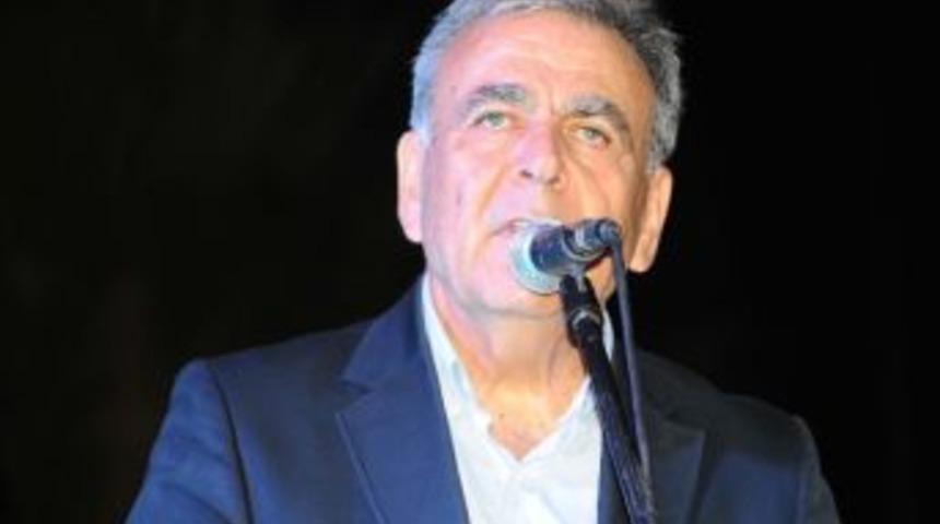 B&uuml;y&uuml;kşehir Belediye Başkanı Aziz Kocaoğlu Şehit Aileleriyle Biraraya Geldi