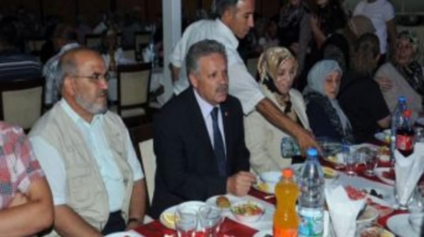 Vali Kahraman&rsquo;dan Şehit Aileleri Ve Gazilere İftar Yemeği