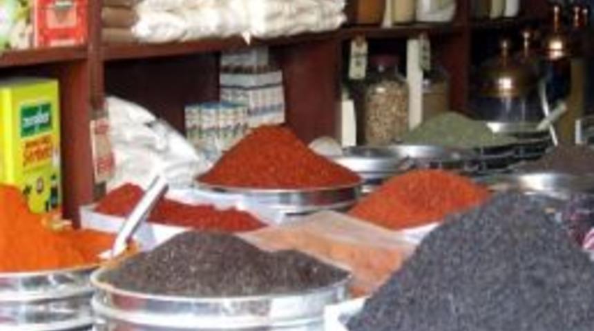 Baharat&ccedil;ılar Gurbet&ccedil;ilerin Yolunu G&ouml;zl&uuml;yor