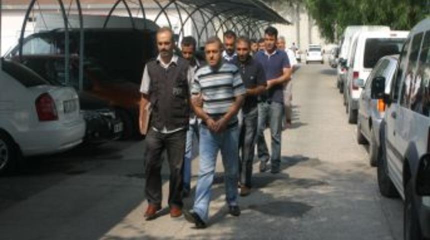 Sigara Ka&ccedil;ak&ccedil;ısı 8 Kişi Adliyeye Sevkedildi