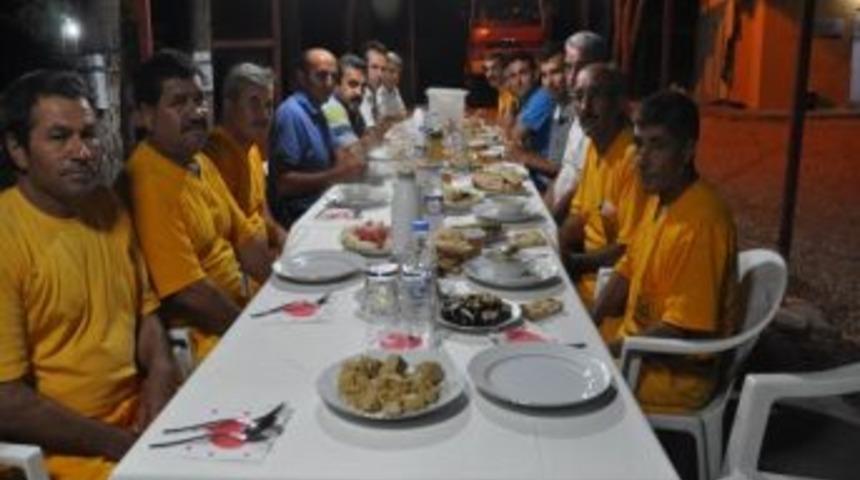 Acer, Yangın İş&ccedil;ileriyle İftarda Ve Sahurda Bir Araya Geldi