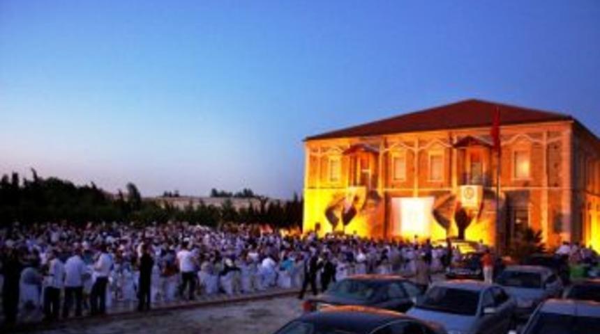 Gelibolu mevlevihanesinde iftar yemeği