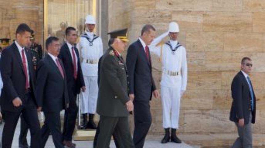 YAŞ Toplantısı Başladı, G&uuml;ndem Tutuklu Generaller