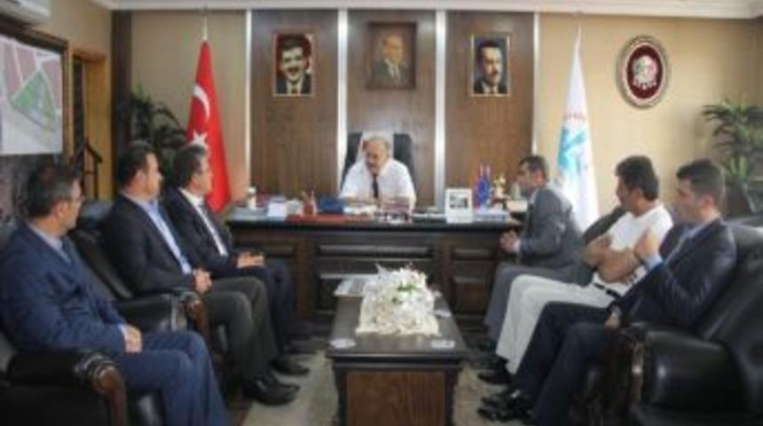 Mhp&rsquo;den Belediye Başkanı Polat&rsquo;a Nezaket Ziyareti