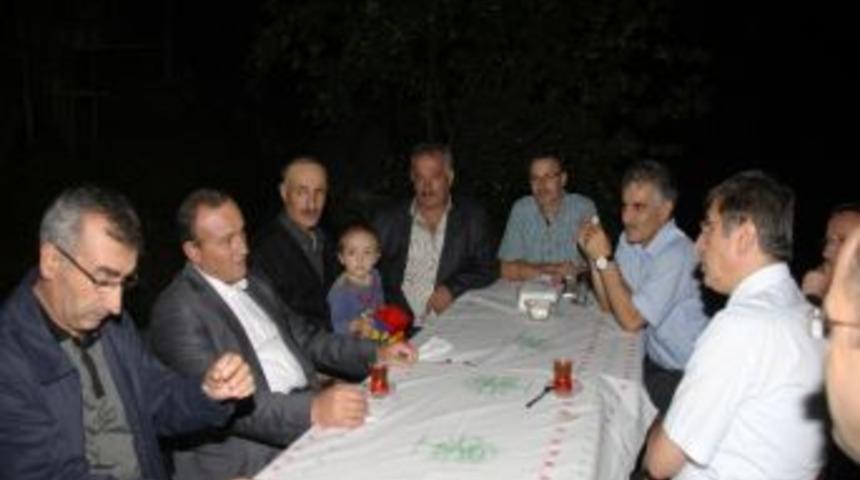 Vali Kızılcık, Yomra&rsquo;nın En Y&uuml;ksek K&ouml;y&uuml;nde İftar A&ccedil;tı