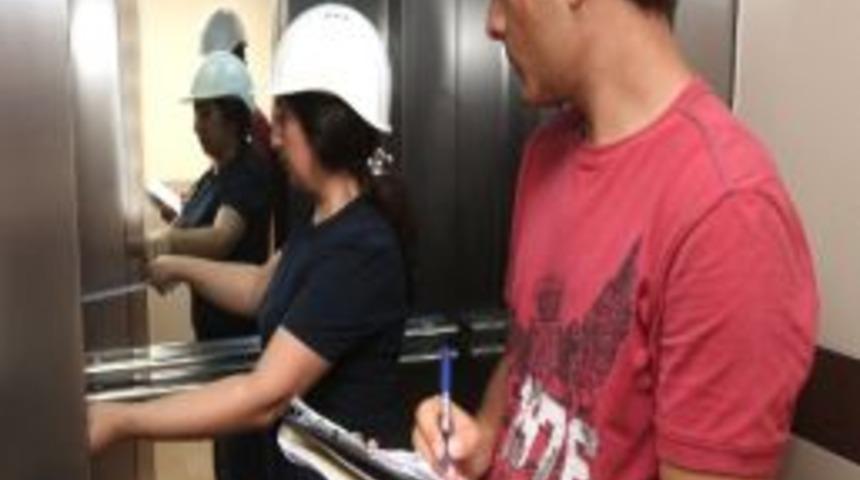 Karabağlar'da Asans&ouml;rler Mercek Altına Alındı