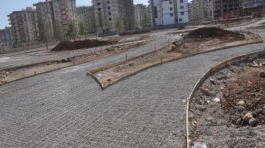 Bağlar Belediyesi Ekipleri Gece De İş Başında