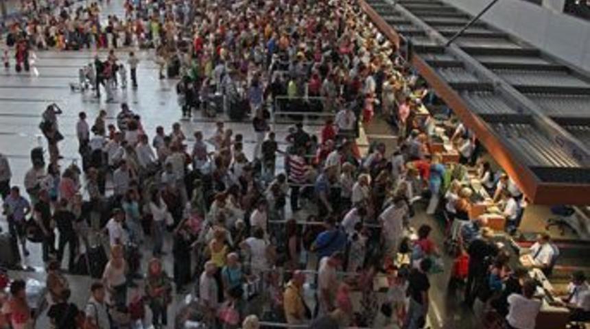 Temmuz ayında 1 milyon 766 bin turist geldi