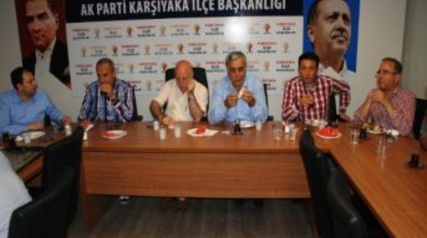 Ak Parti Karşıyaka Teşkilatı İftardan Sahura Halkla Birlikte