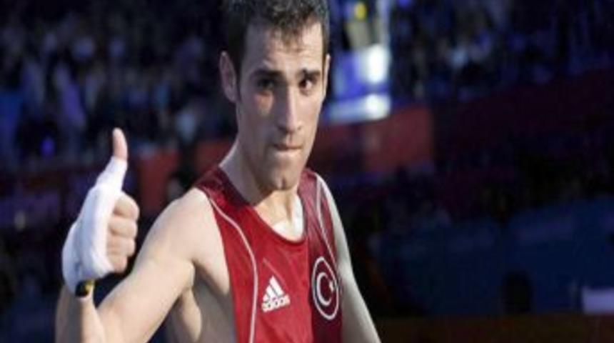 Atat&uuml;rk &Uuml;niversiteli 2 &Ouml;ğrenci Olimpiyatlarda T&uuml;rkiye'yi Temsil Ediyor