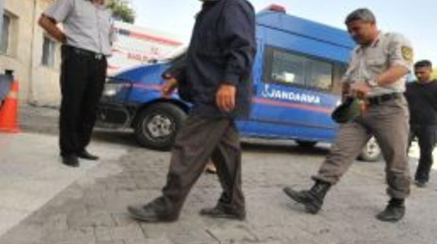 D&uuml;kkan Sahibi - Kiracı Tartışması Kanlı Bitti