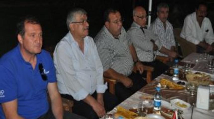 Tekvando Federasyonu Başkanı Şahin, İftarda Tekvandocularla Bir Araya Geldi