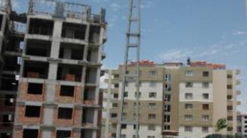 &Ouml;ner: "elektrik Direği İmar Planına G&ouml;re Dikildi"