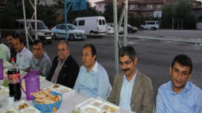 Alaca Belediyesi&rsquo;nden İftar