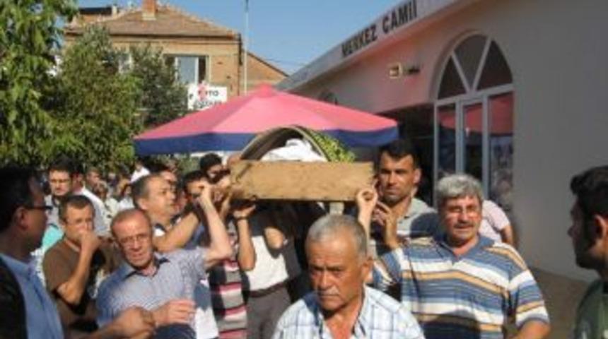 Ortaklar Selman Abisini Kaybetti