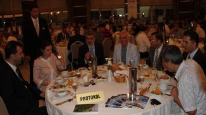 Bakan Yıldız, Ankara'daki Hemşehrileri Ile Buluştu