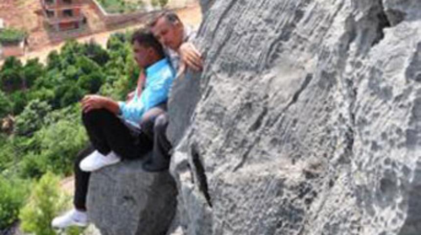 İşten &ccedil;ıkarılınca intihara kalkıştı