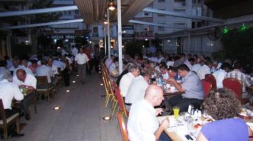 İesob Esnafları İftarda Buluşturdu