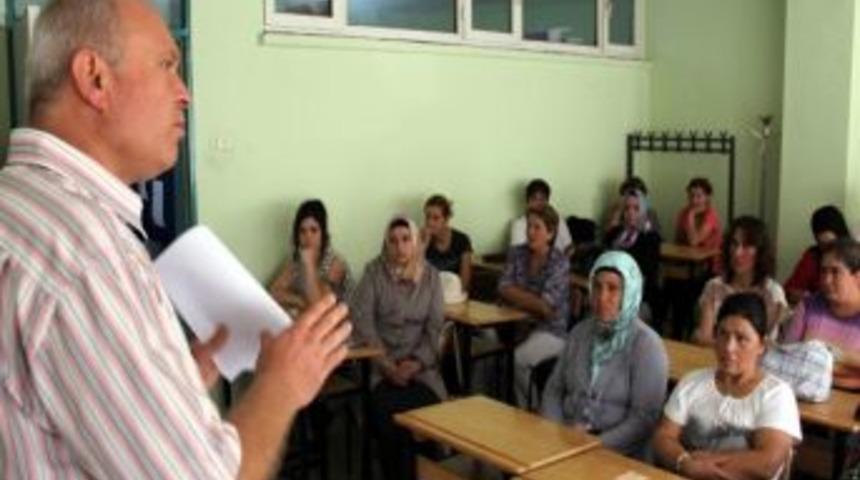 Kadınlara Mikro Kredi Desteği