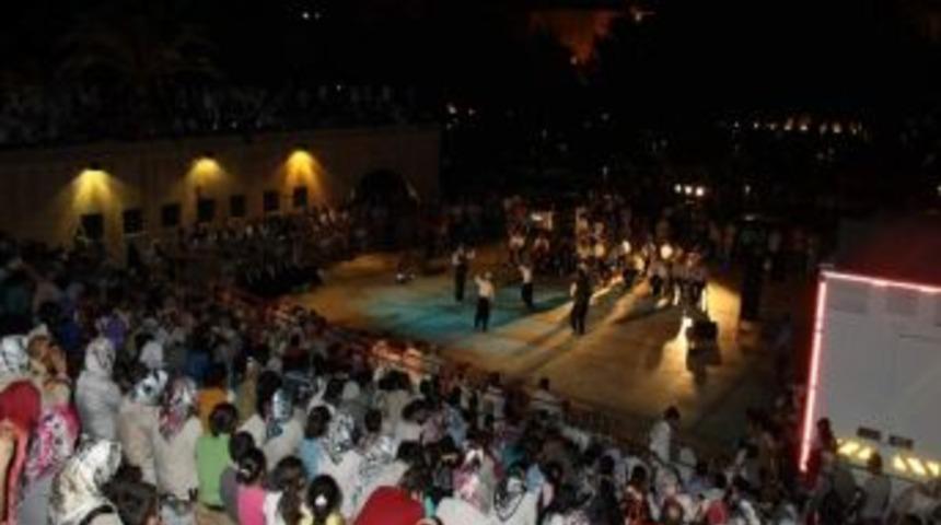 Grup Mira&ccedil; Balıklıg&ouml;l&rsquo;de Konser Verdi