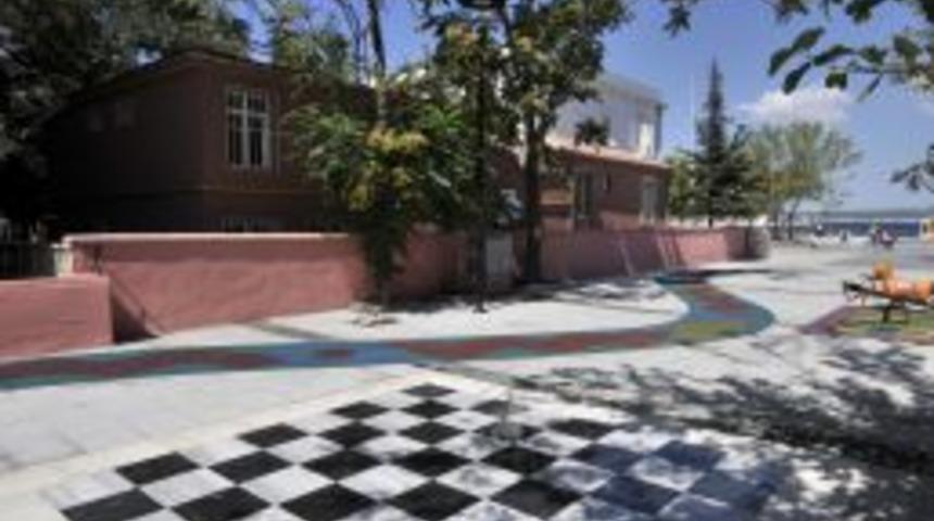 &Ccedil;anakkale&rsquo;de Artık &Ccedil;ocukların Da Bir Sokağı Var