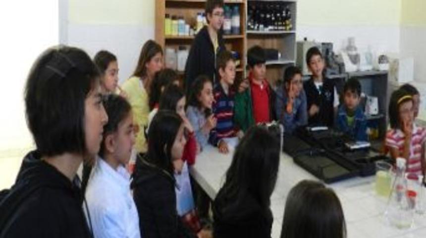 Atat&uuml;rk &Uuml;niversitesi&rsquo;nden &Ccedil;ocuklara Akvaryum Eğitimi