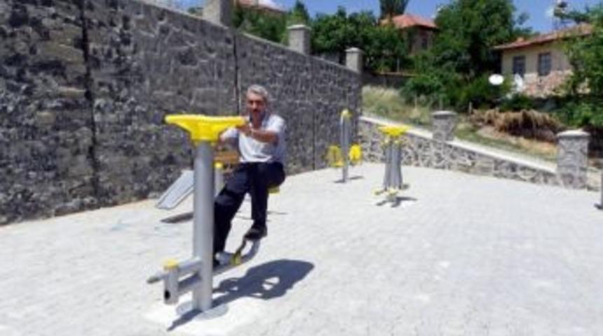 Eskigediz Belediyesi Fitness Parkı Hizmete Girdi