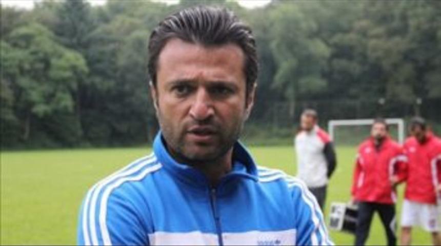 Uygun'a s&uuml;priz kutlama