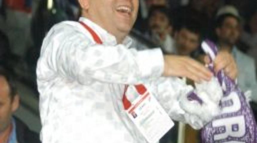 Başkan Nedim T&uuml;rkmen Taraftara Seslendi