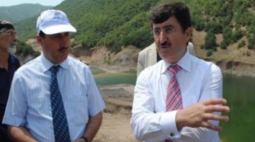 Vali &Ouml;z&rsquo;den Tarım Alanlarında İnceleme