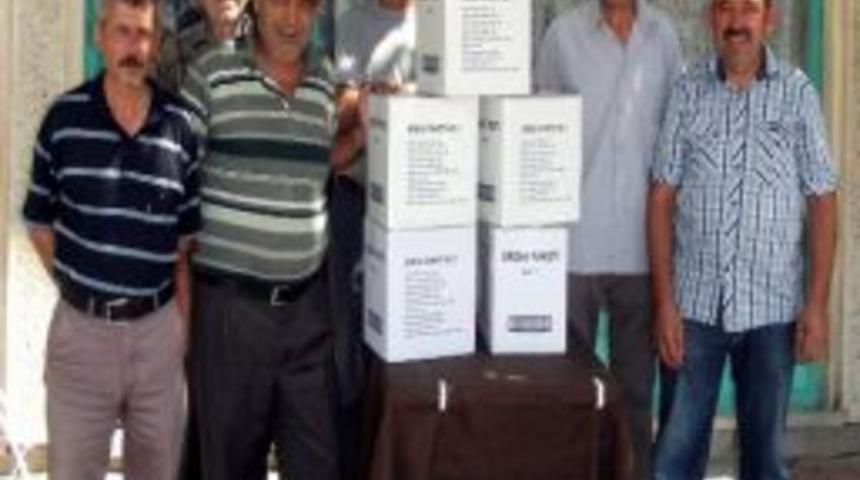 Beylikova Mhp İl&ccedil;e Teşkilatı Muhta&ccedil; Ailelere Gıda Yardımı Yaptı