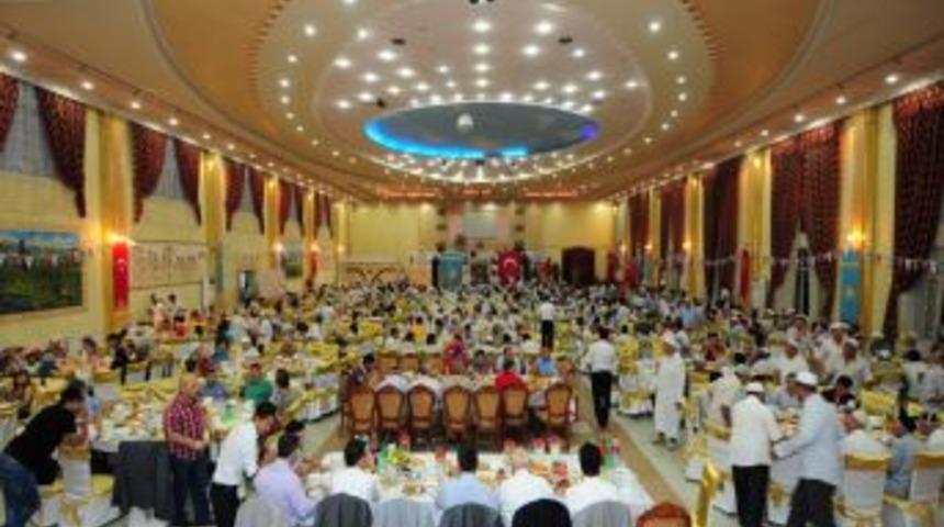 İftar Sofrası Kazakistan'da Kuruldu