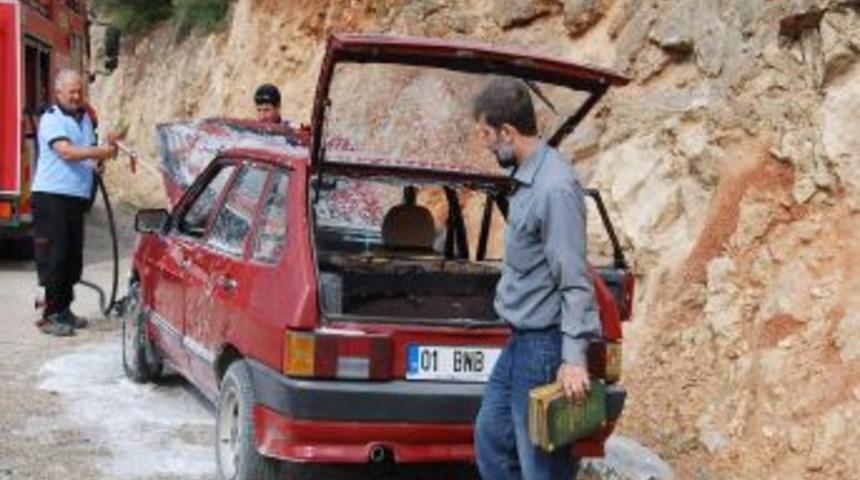 Seyir Halindeki Otomobil Alev Aldı