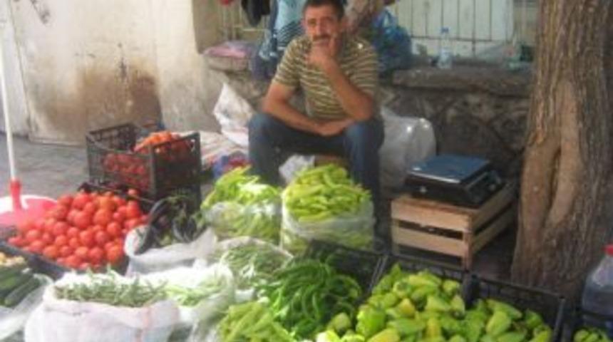 Ramazan sebze ve meyve satışlarını etkiledi