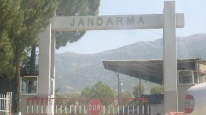 Beydağ'ın 3 K&ouml;y&uuml;nde Uyuşturucu Operasyonu