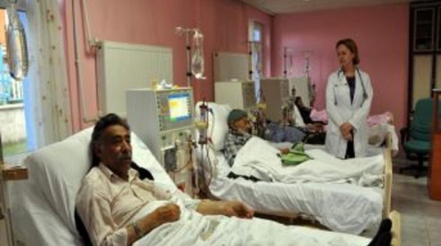 Diyaliz Hastalarının Oru&ccedil; Tutması Kendi İnsiyatifinde