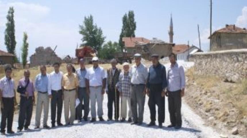 K&uuml;tahya Valisi, Aslanapa&rsquo;da